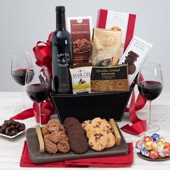 Paso Robles Red Wine & Dark Chocolate Gift Basket