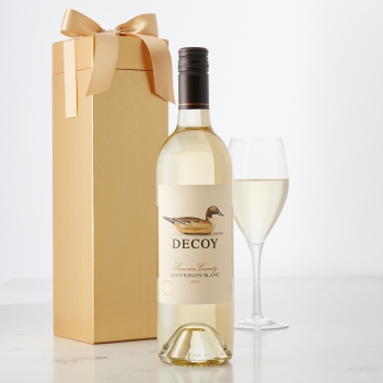 Decoy Sauvignon Blanc 2017 with Gift Box